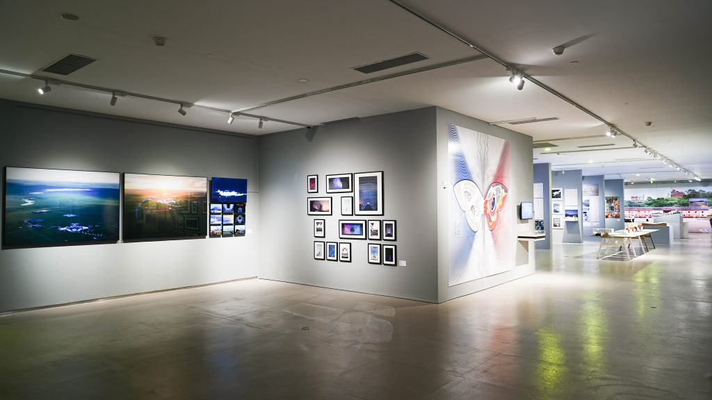 希拉穆仁·丝路梦郡草原景区参加风自海上2024建筑艺术作品展览 – PLAT ASIA
